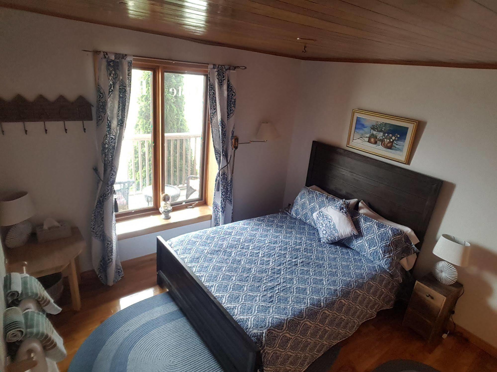 Gite Au Vieux Pommier Tadoussac Εξωτερικό φωτογραφία