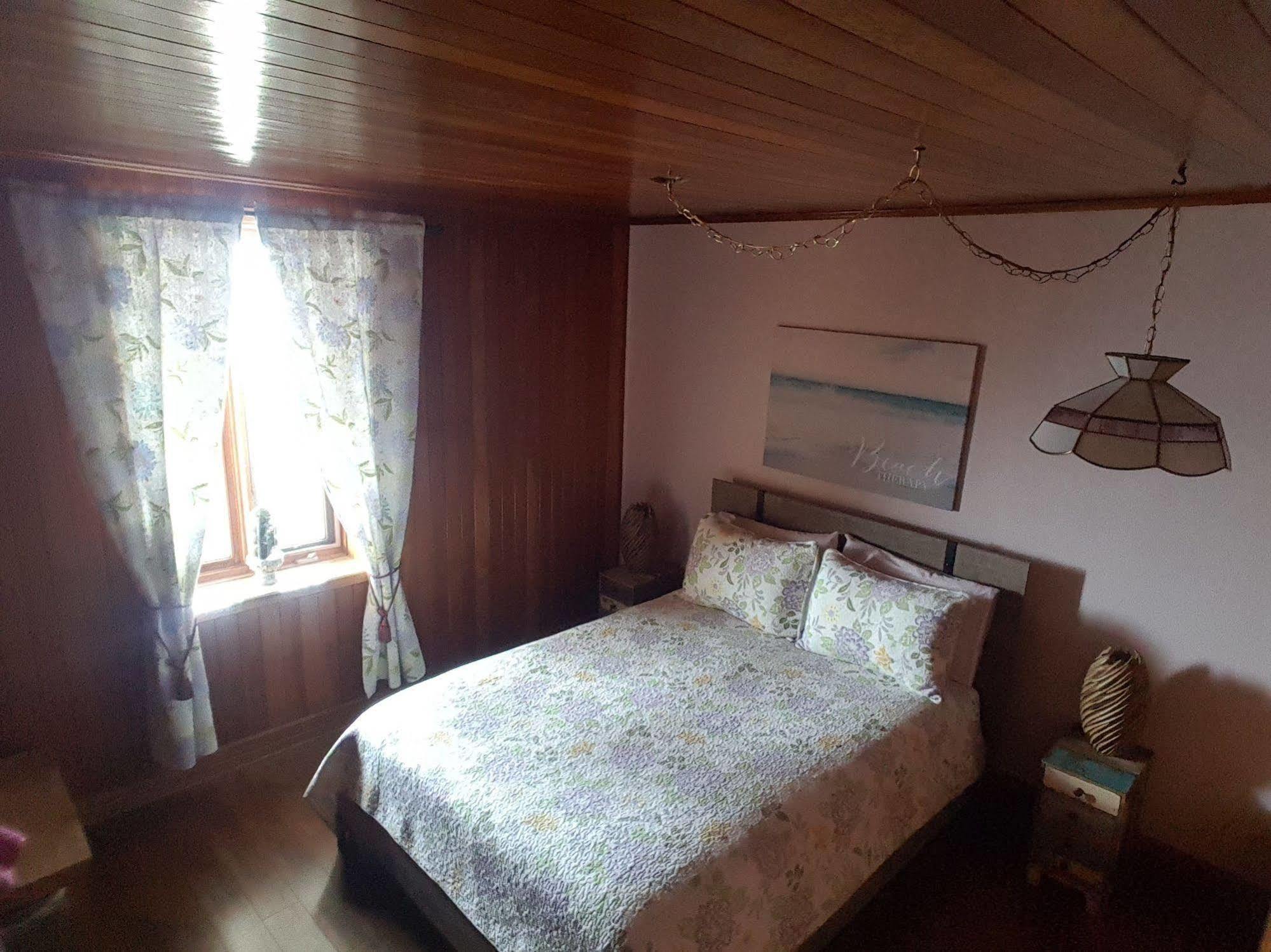 Gite Au Vieux Pommier Tadoussac Εξωτερικό φωτογραφία